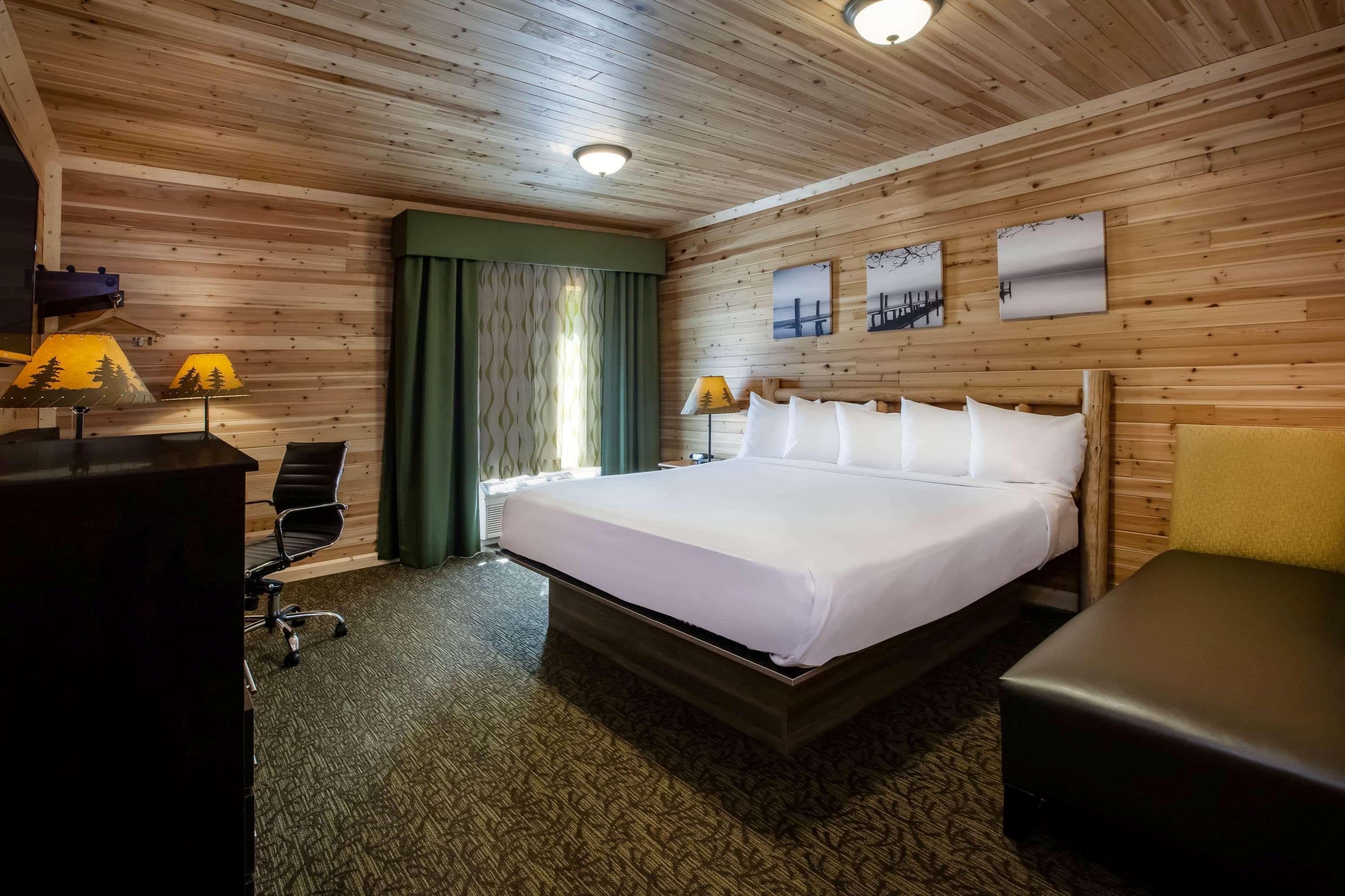 Days Inn By Wyndham Cadillac Zewnętrze zdjęcie